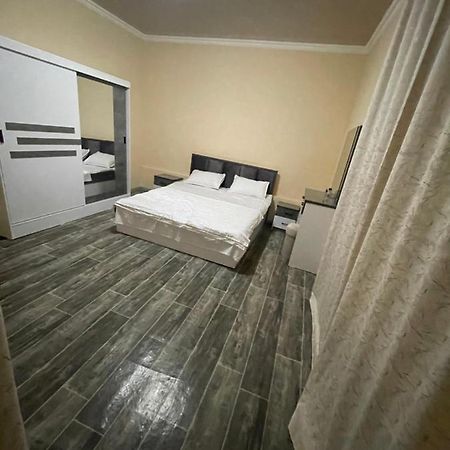 Квартира Дом В Общем Дворе Samarkand Exterior foto